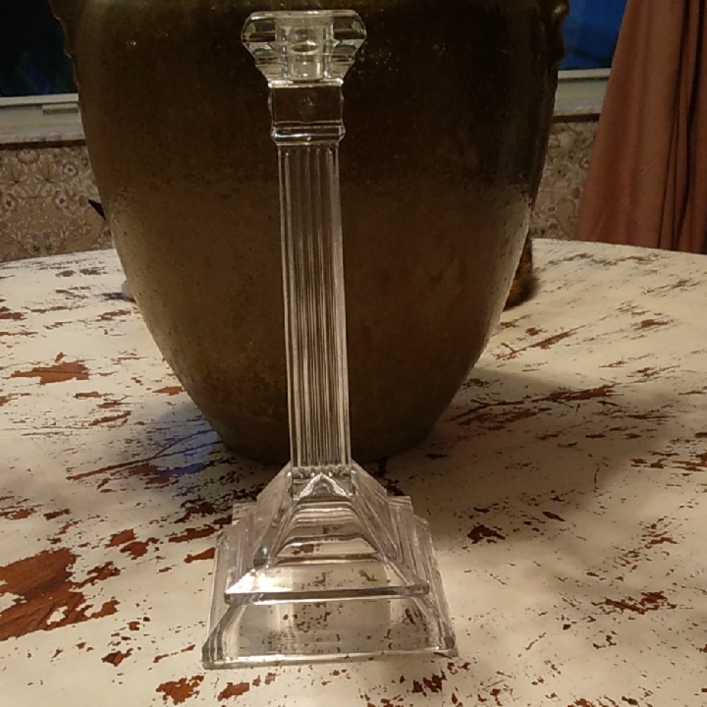 Elegant Clear Glass Candle Holder